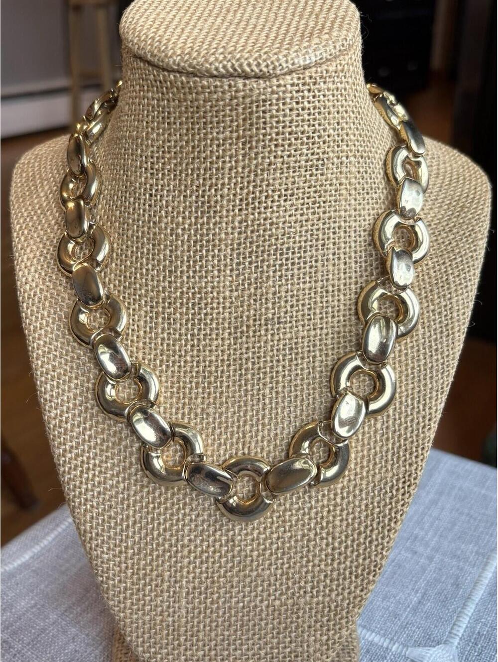 Vintage Gold Tone Chunky Link Necklace Oval & Circle Chain Statement